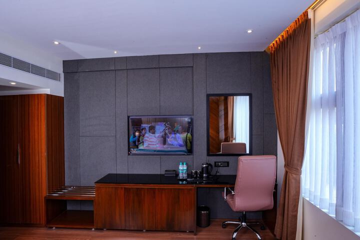 Room 14 of 74