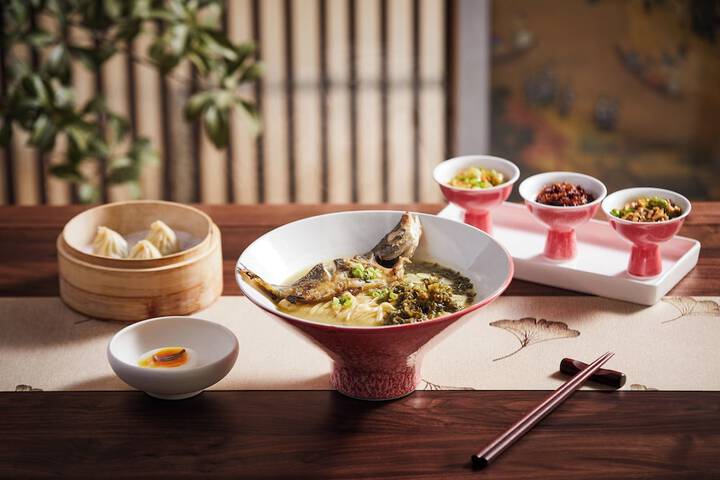 Dining 89 of 165