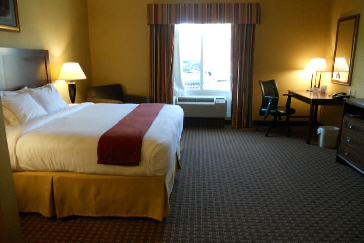 Room 5 of 49