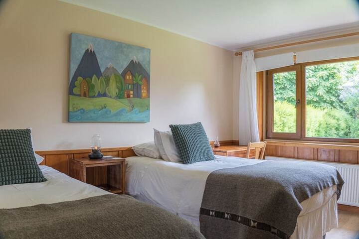 Room 11 of 25