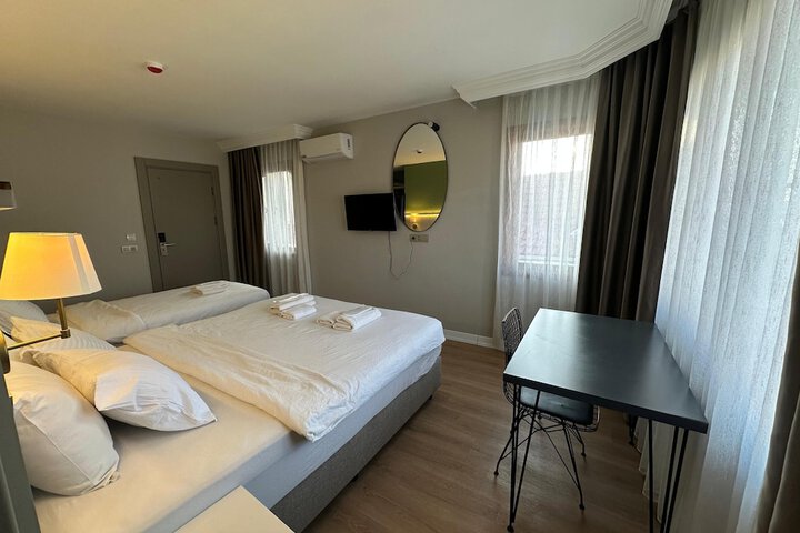 Room 127 of 222