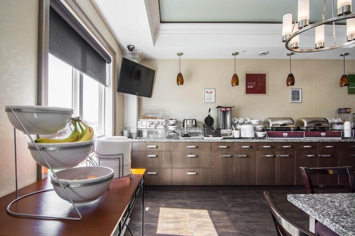 Breakfast area