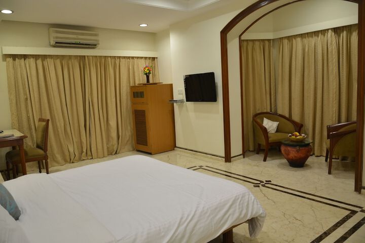 Room 12 of 57