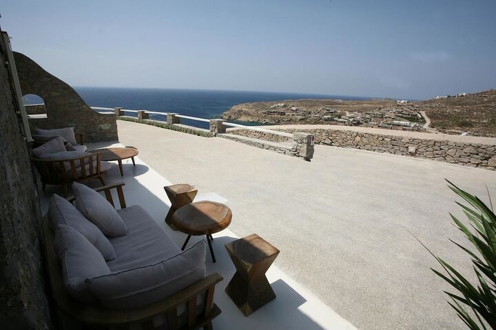 Sundeck 50 of 62