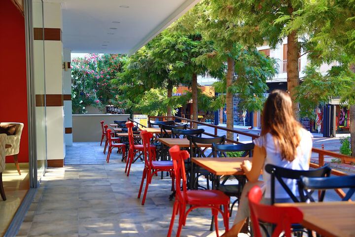 Cafe