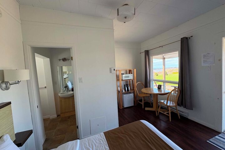 Room 17 of 78