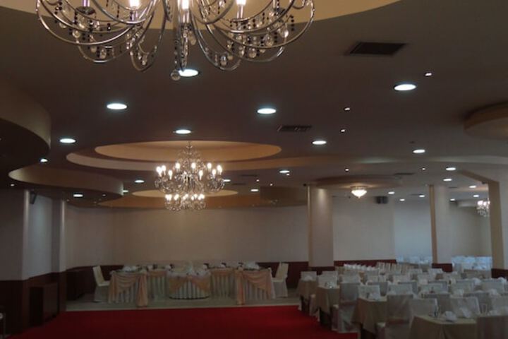 Ballroom/Hall 33 of 45