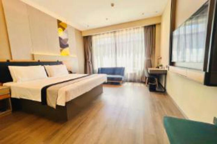Room 21 of 23