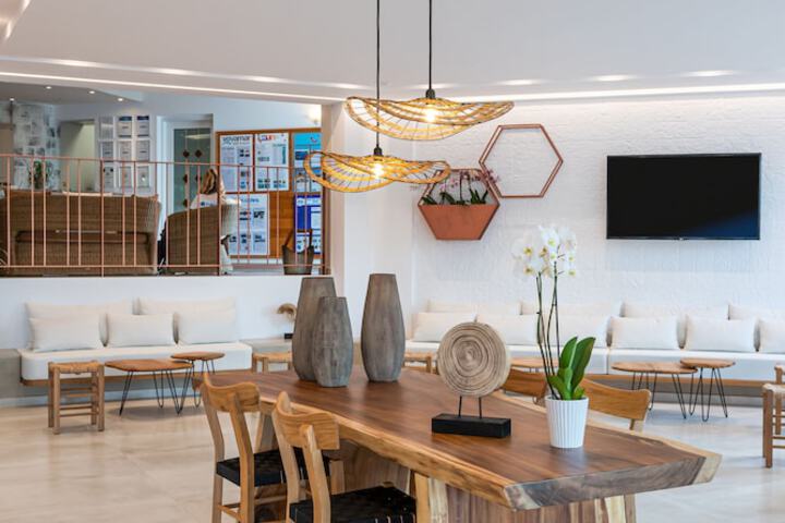 Hotel Lobby