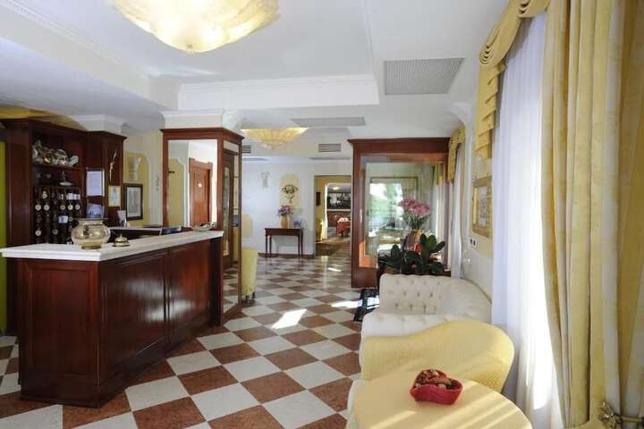 Hotel Interior 3 of 19