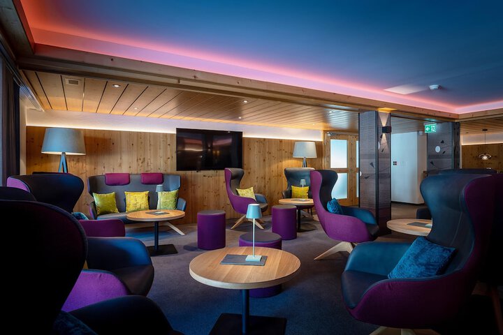Hotel Interior 2 of 185