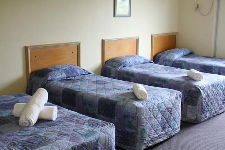 Room 12 of 36