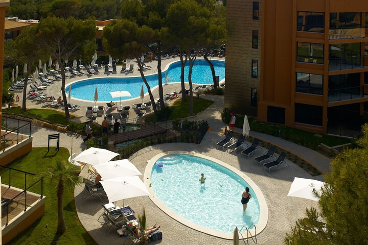 Pool Hotel