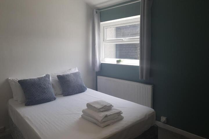 Room 7 of 11