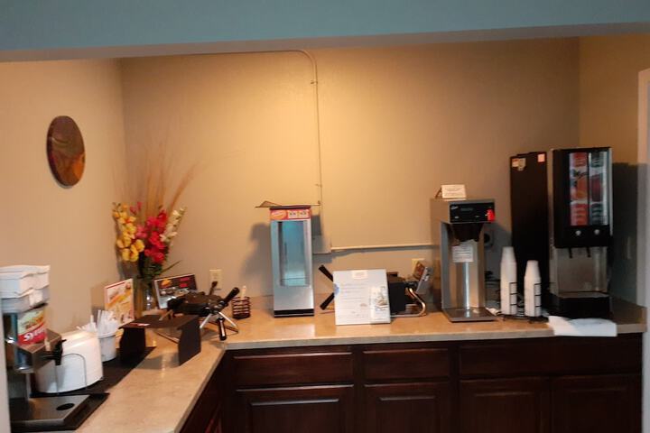 Breakfast area