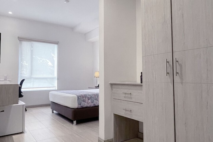 Room 3 of 59