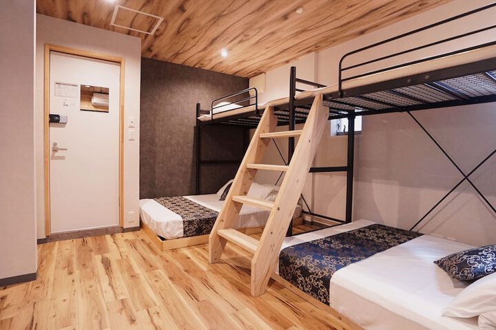 Room 20 of 50