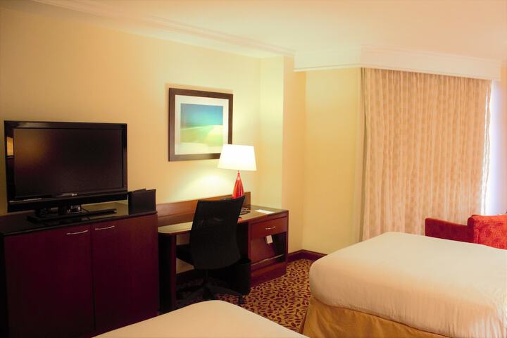 Room 26 of 153