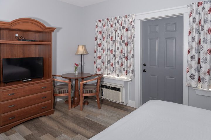 Room 17 of 58