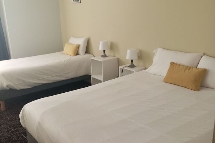 Room 6 of 22
