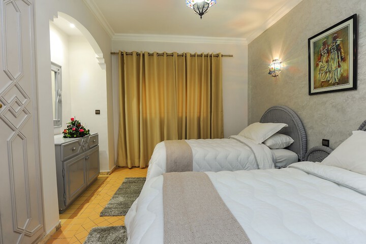 Room 8 of 43