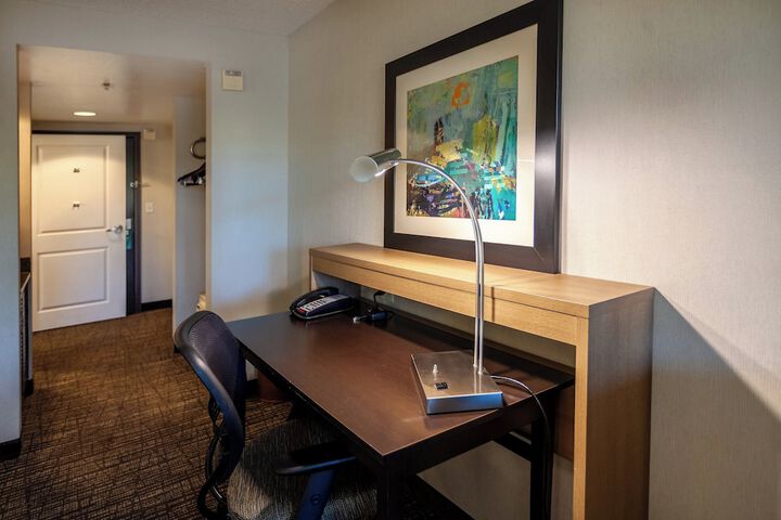 Room 33 of 78