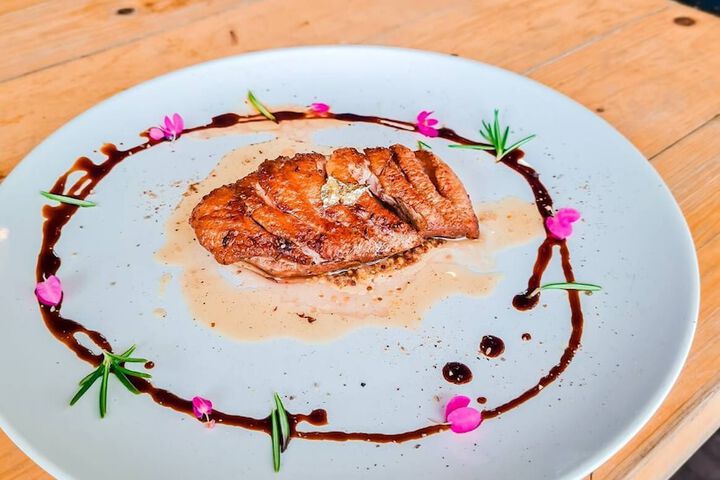 Dining 44 of 68