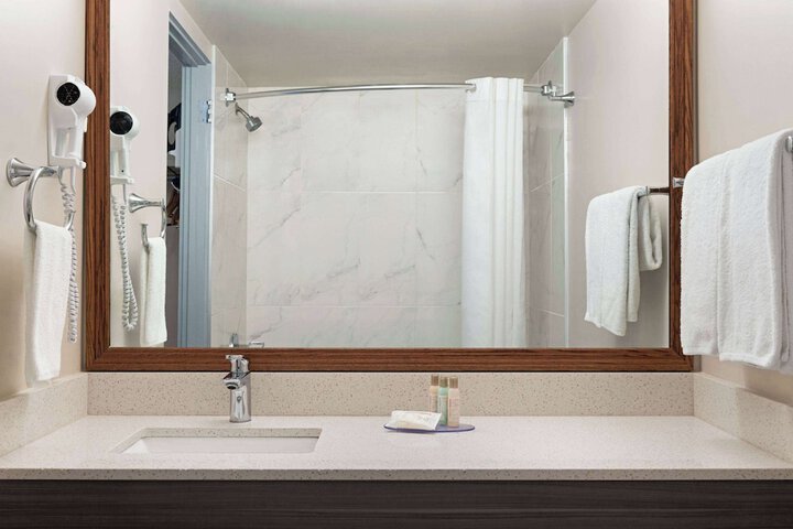 Clean Restrooms