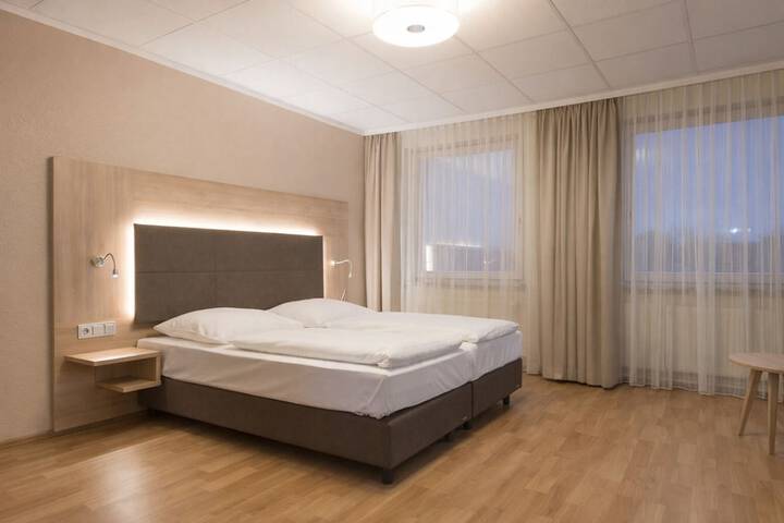 Room 2 of 16