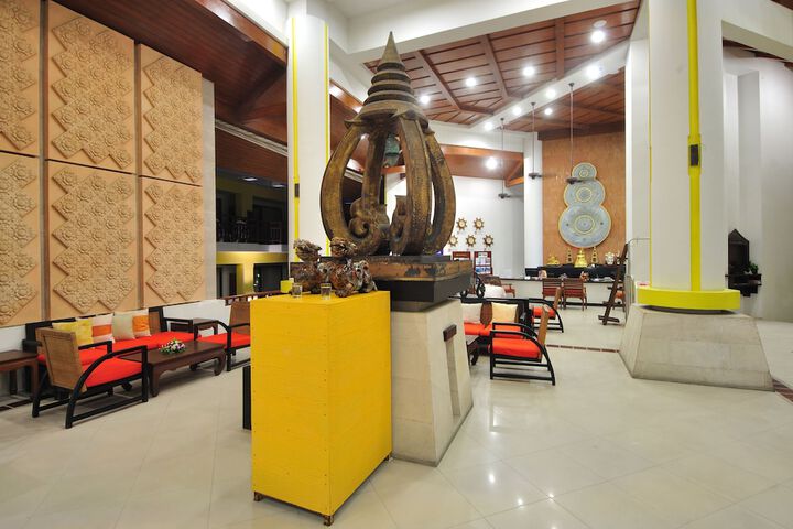 Guest Lobby