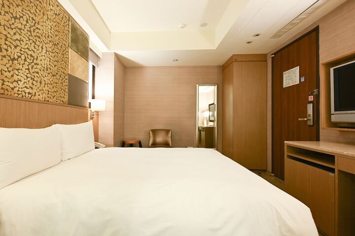 Room 67 of 120