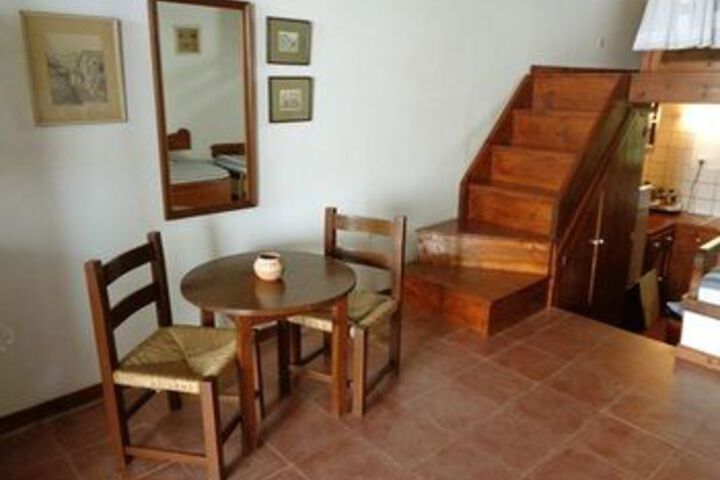 Room 18 of 28