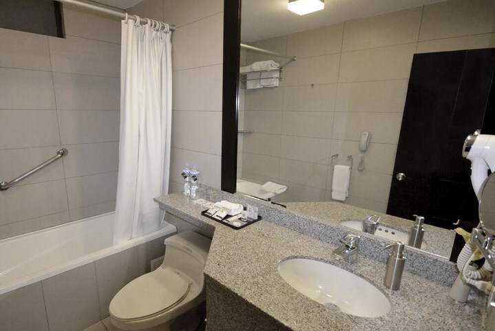 Room 20 of 36
