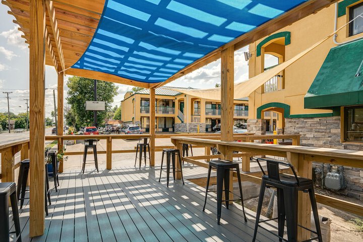 Sundeck