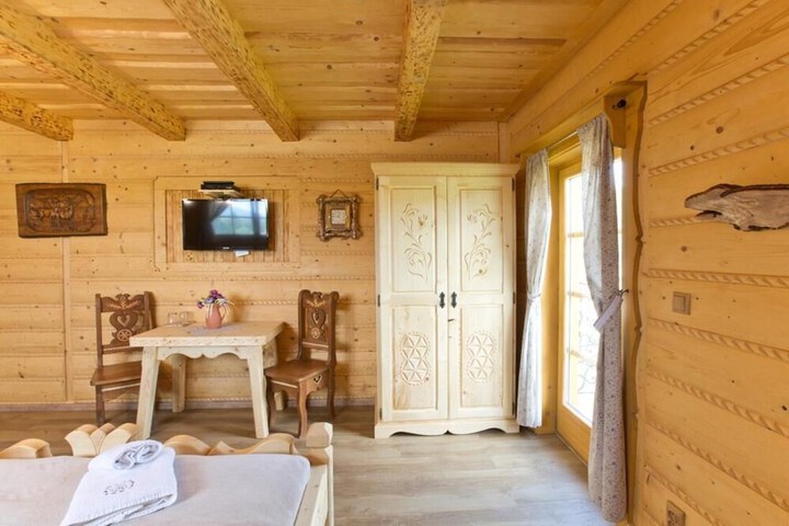 Room 13 of 56