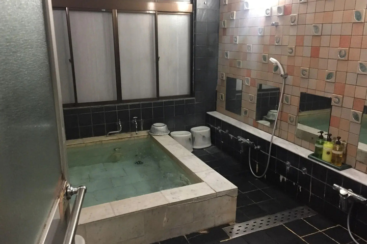 Clean Restrooms