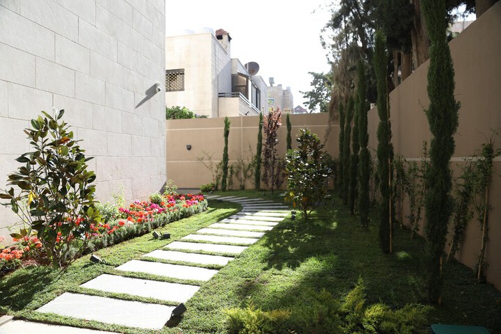Hotel Exterior 42 of 45