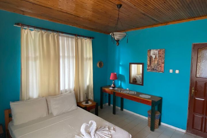 Nihans Place Hotel