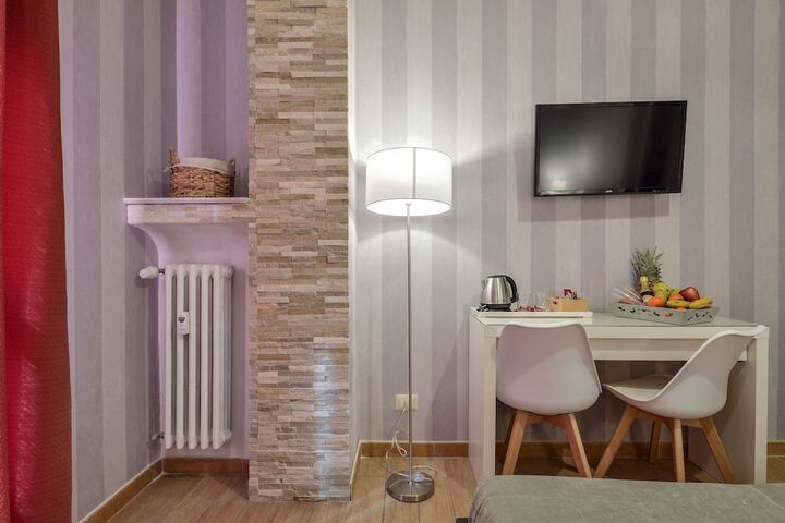 Room 6 of 54