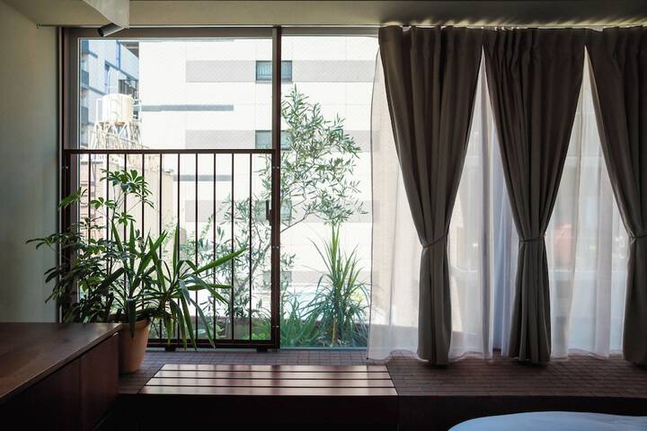 Room 19 of 34