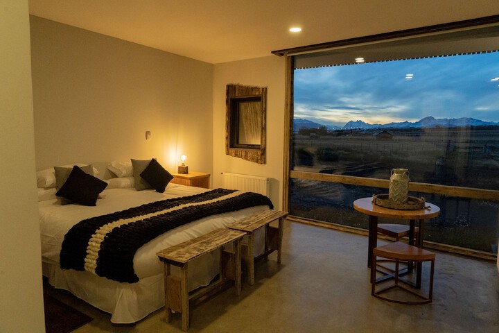 Room 11 of 36