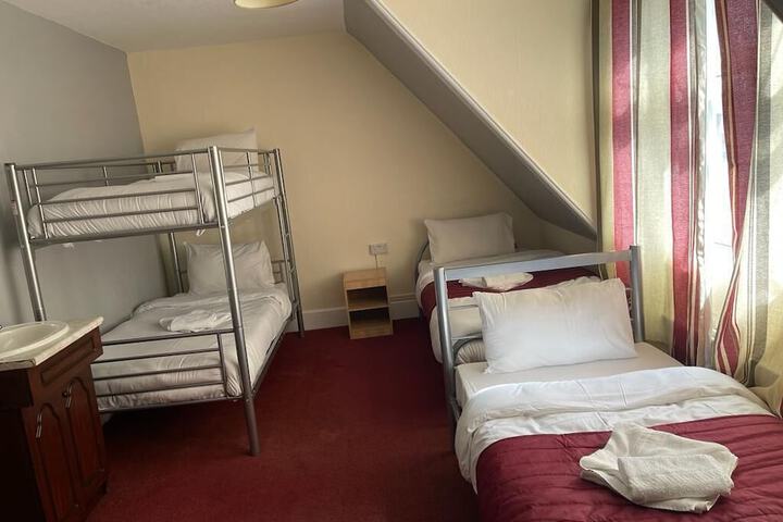Room 19 of 22