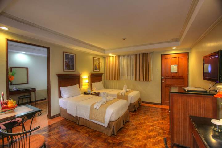 Room 19 of 53