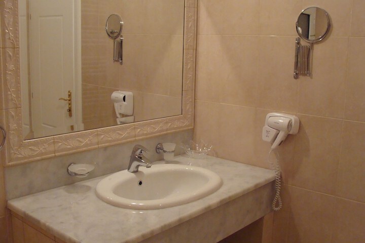 Bathroom Interior Photo