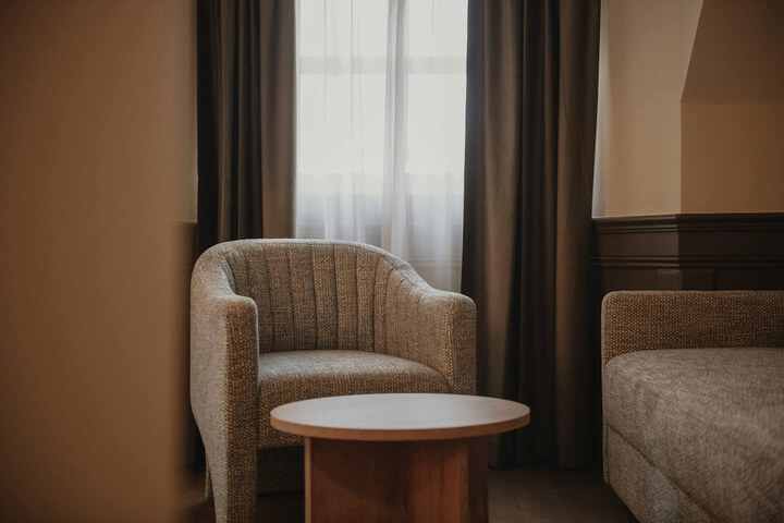 Room 29 of 77