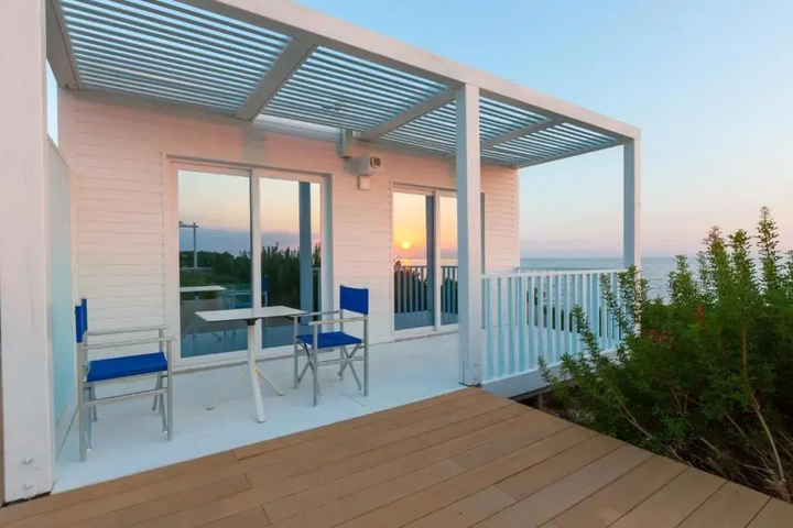 Terrace/Patio 5 of 11