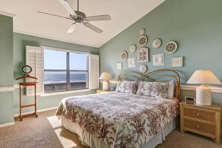 Room 5 of 23