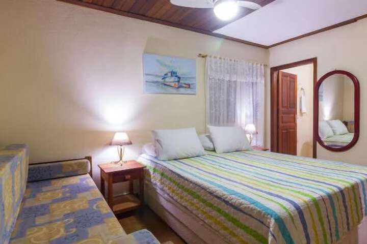 Room 10 of 149