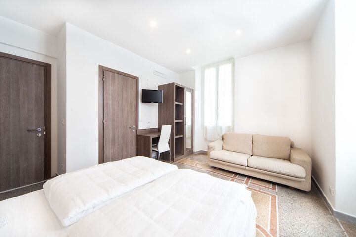 Room 5 of 46