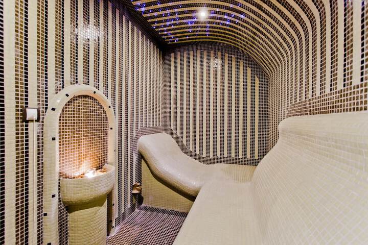 Steam room
